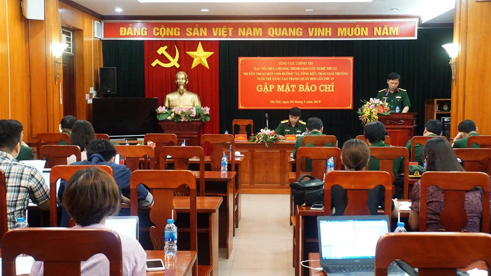 2.000 người sẽ tham dự chương trình Huyền thoại một con đường - 1 2.000 người sẽ tham dự chương trình Huyền thoại một con đường - 1