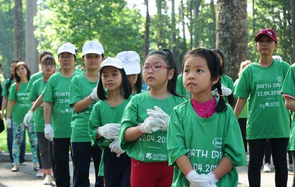 Sợi dây phân cách! - 1 Sợi dây phân cách! - 1