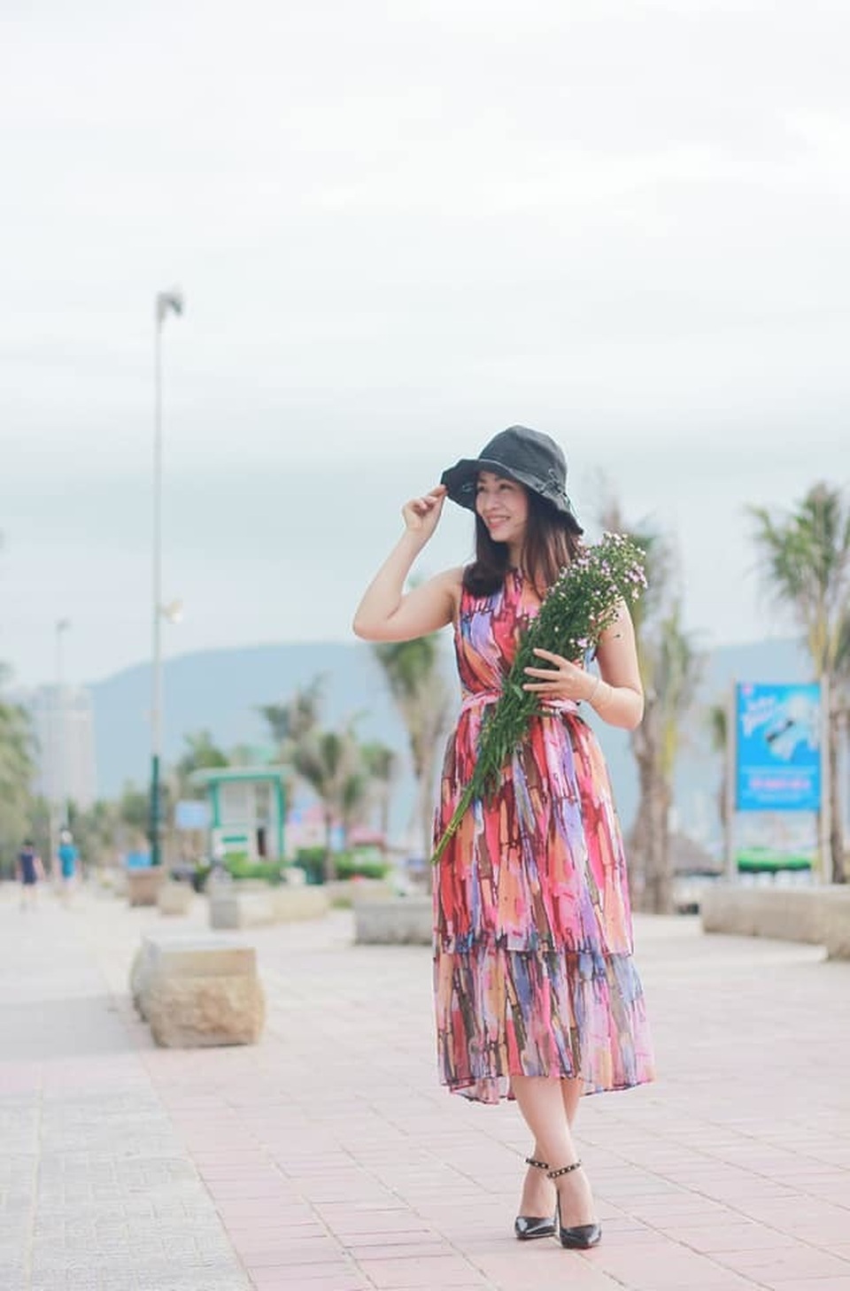Ngắm nữ sinh... U40 chỉ chăm da bằng sữa tươi - 11 Ngắm nữ sinh... U40 chỉ chăm da bằng sữa tươi - 11