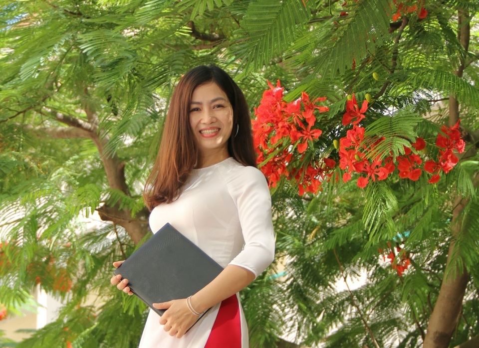 Ngắm nữ sinh... U40 chỉ chăm da bằng sữa tươi - 3 Ngắm nữ sinh... U40 chỉ chăm da bằng sữa tươi - 3