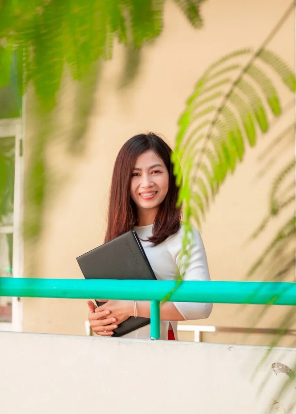 Ngắm nữ sinh... U40 chỉ chăm da bằng sữa tươi - 7 Ngắm nữ sinh... U40 chỉ chăm da bằng sữa tươi - 7