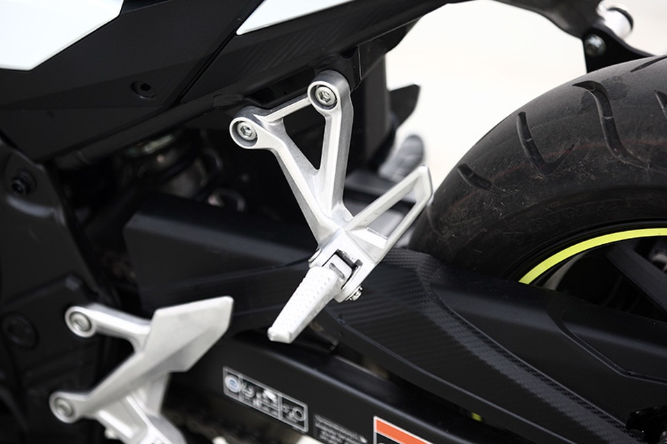 Honda CBR500R - Tự tin cho người nhập môn chơi Sportbike - 15 Honda CBR500R - Tự tin cho người nhập môn chơi Sportbike - 15