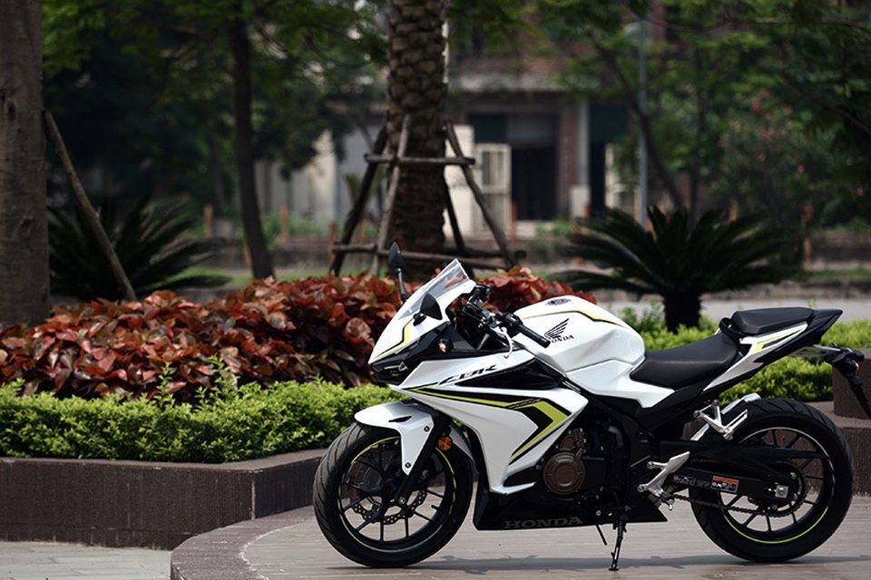 Honda CBR500R - Tự tin cho người nhập môn chơi Sportbike - 2 Honda CBR500R - Tự tin cho người nhập môn chơi Sportbike - 2