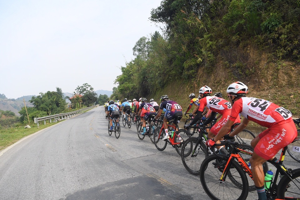 Chặng 3 Sơn La - Điện Biên, áo vàng đã đổi chủ - 2 Chặng 3 Sơn La - Điện Biên, áo vàng đã đổi chủ - 2