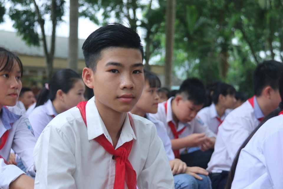 Nam sinh cứu 3 học sinh đuối nước được Bộ GDĐT tặng bằng khen - 1 Nam sinh cứu 3 học sinh đuối nước được Bộ GDĐT tặng bằng khen - 1