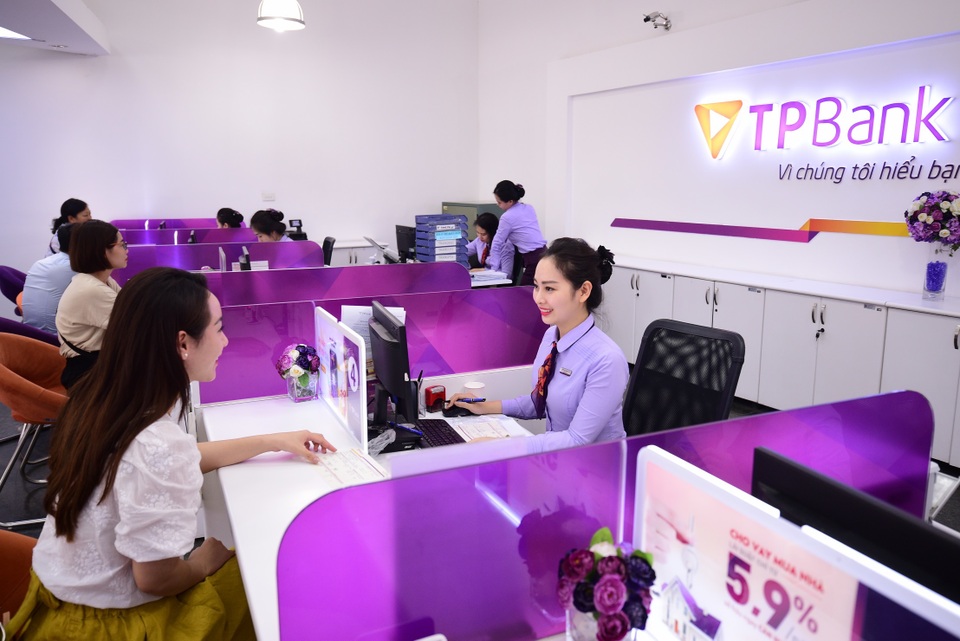 Bật mí bí mật đằng sau sự chỉn chu, thanh lịch của giao dịch viên TPBank - 2 Bật mí bí mật đằng sau sự chỉn chu, thanh lịch của giao dịch viên TPBank - 2