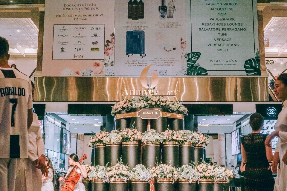 Tràng Tiền Plaza kỉ niệm sinh nhật lần thứ 6 tri ân khách hàng - 1 Tràng Tiền Plaza kỉ niệm sinh nhật lần thứ 6 tri ân khách hàng - 1