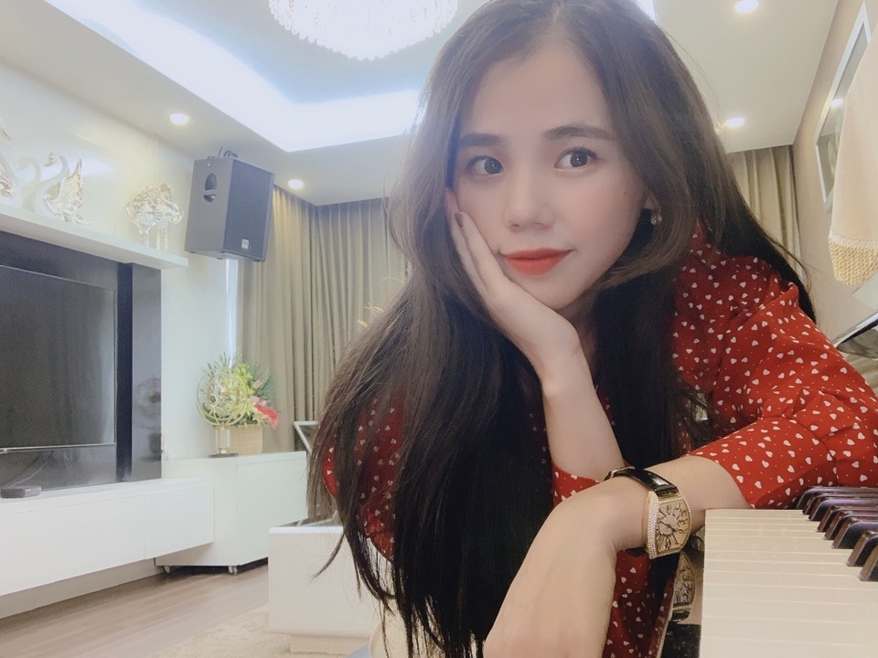 Quá khứ chật vật của “giọng hát triệu view” Nguyễn Hương Ly - 1 Quá khứ chật vật của “giọng hát triệu view” Nguyễn Hương Ly - 1