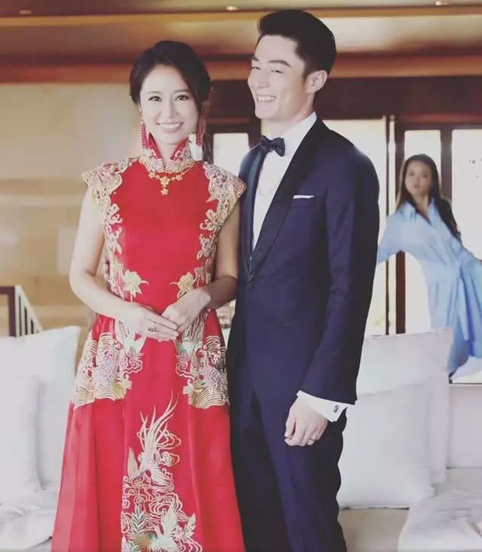 Lâm Tâm Như hạnh phúc đón Ngày của mẹ sớm - 4 Lâm Tâm Như hạnh phúc đón Ngày của mẹ sớm - 4