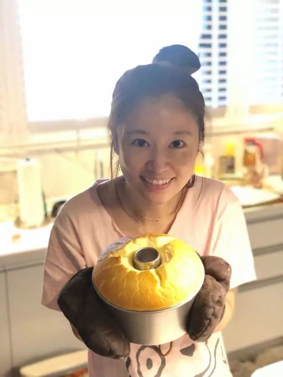 Lâm Tâm Như hạnh phúc đón Ngày của mẹ sớm - 7 Lâm Tâm Như hạnh phúc đón Ngày của mẹ sớm - 7