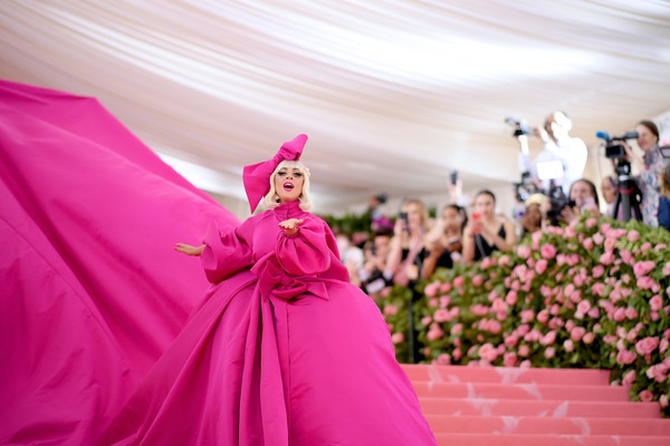 Loạt trang phục nổi bật của Lady Gaga tại Met gala 2019 - 9