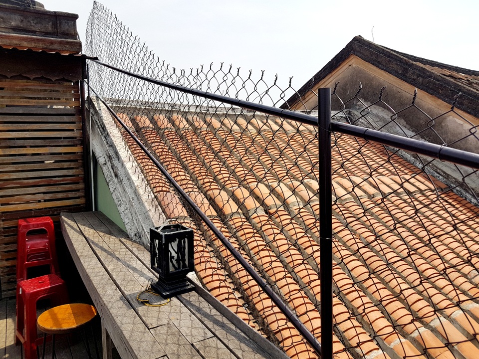 Chụp ảnh trên nhà cổ ở Hội An Chụp ảnh trên nhà cổ ở Hội An
