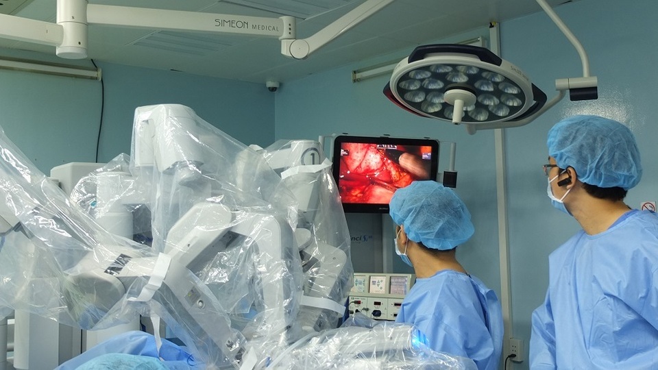 “Bác sĩ” robot cứu tinh của người bệnh thời công nghệ 4.0 - 5 “Bác sĩ” robot cứu tinh của người bệnh thời công nghệ 4.0 - 5