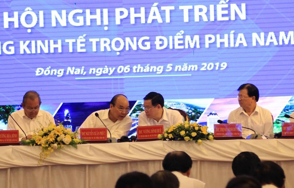 Thủ tướng và 2 Phó Thủ tướng chỉ đạo về liên kết vùng kinh tế trọng điểm phía Nam - 1 Thủ tướng và 2 Phó Thủ tướng chỉ đạo về liên kết vùng kinh tế trọng điểm phía Nam - 1
