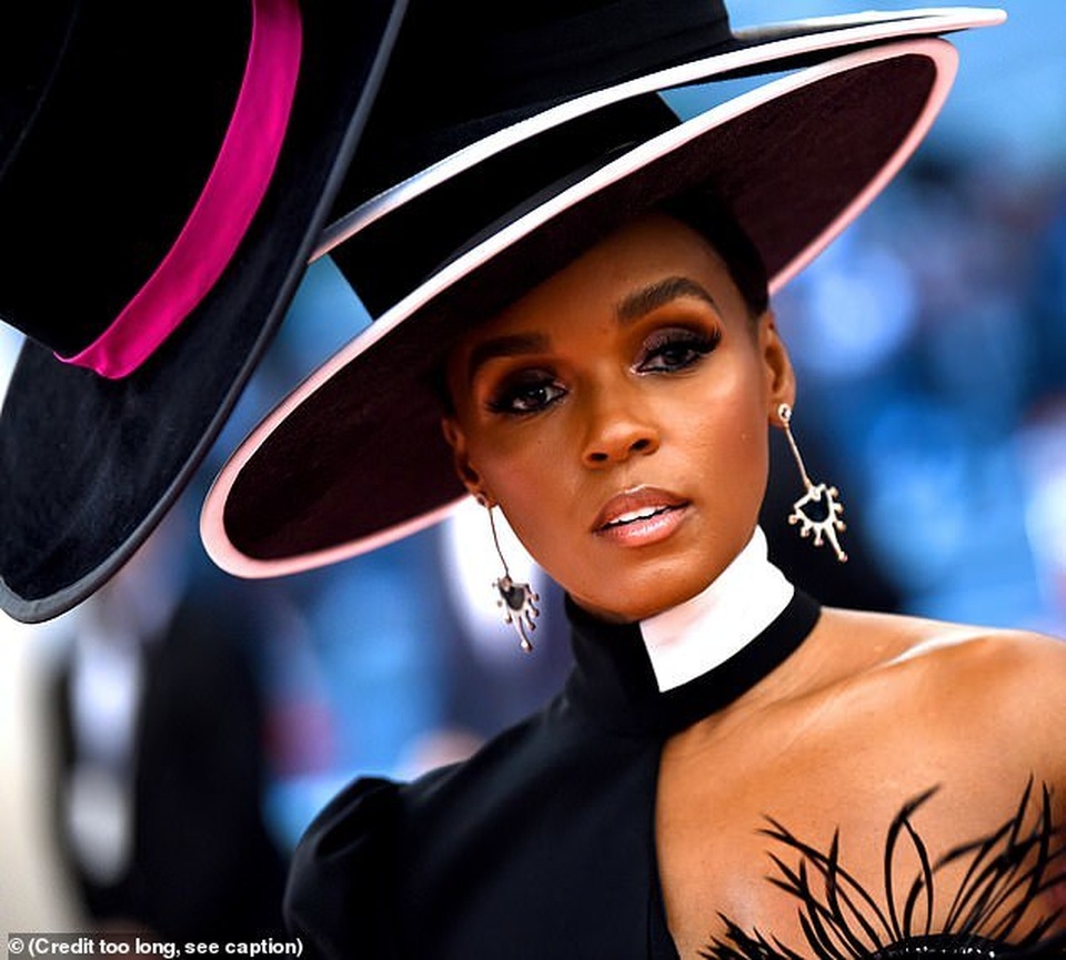 Janelle Monae đội bốn chiếc mũ dự Met gala - 1 Janelle Monae đội bốn chiếc mũ dự Met gala - 1