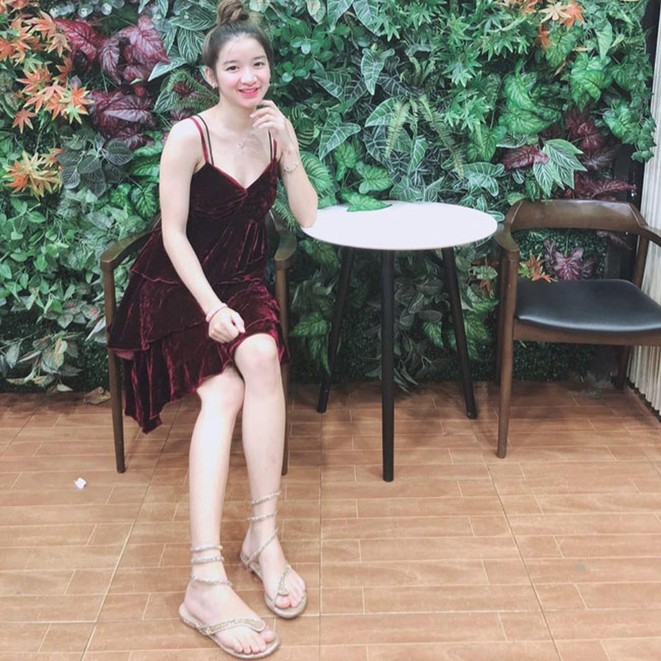 Nữ bác sĩ tương lai bất ngờ nổi tiếng vì quá nóng bỏng - 5 Nữ bác sĩ tương lai bất ngờ nổi tiếng vì quá nóng bỏng - 5