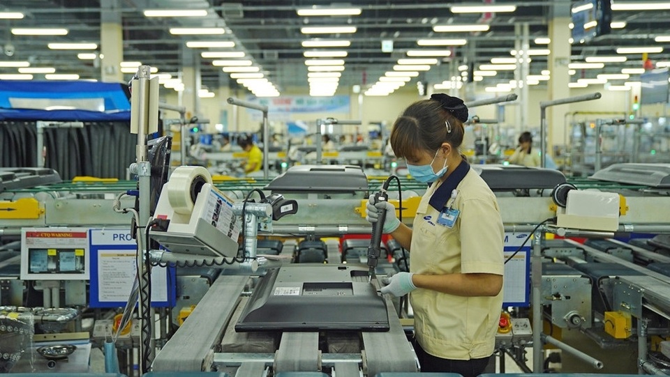 Samsung, LG sắp ngừng sản xuất smartphone nội địa, chuyển sang Việt Nam? - 3 Samsung, LG sắp ngừng sản xuất smartphone nội địa, chuyển sang Việt Nam? - 3