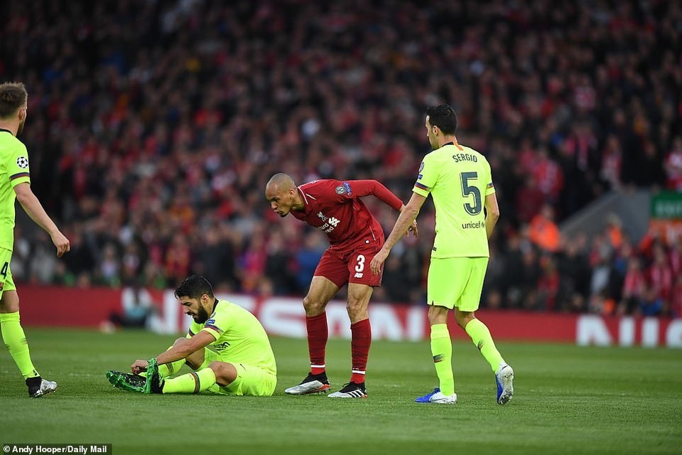 Những khoảnh khắc kinh điển trong ngày Liverpool “hủy diệt” Barcelona - 22 Những khoảnh khắc kinh điển trong ngày Liverpool “hủy diệt” Barcelona - 22