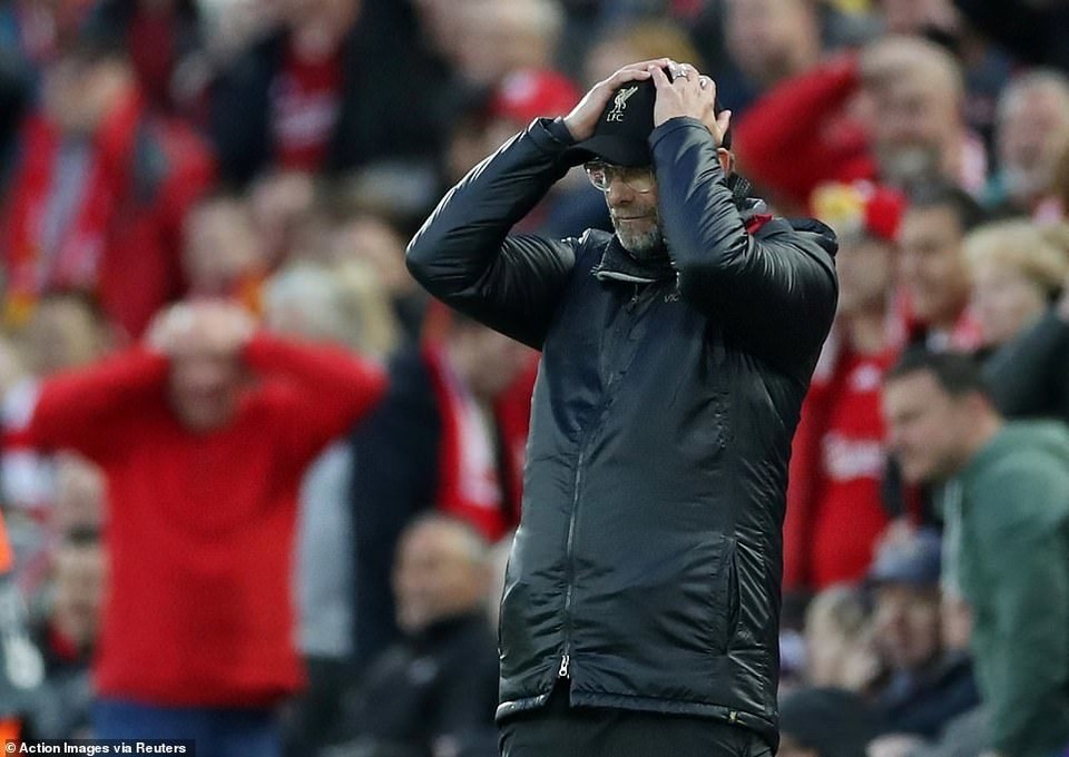 Những khoảnh khắc kinh điển trong ngày Liverpool “hủy diệt” Barcelona - 15 Những khoảnh khắc kinh điển trong ngày Liverpool “hủy diệt” Barcelona - 15