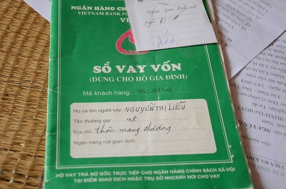 Xót thương nam kĩ sư bị tai nạn liệt giường, hai con thơ dại cầu phép mầu cho bố! - 3 Xót thương nam kĩ sư bị tai nạn liệt giường, hai con thơ dại cầu phép mầu cho bố! - 3