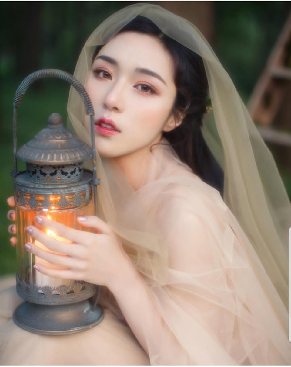 4 cô gái đẹp Trung Quốc thu tiền tỷ bằng cách không ngờ này - 2 4 cô gái đẹp Trung Quốc thu tiền tỷ bằng cách không ngờ này - 2