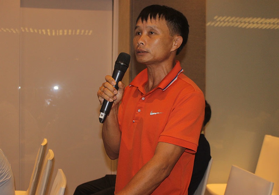 Cựu danh thủ Ryan Giggs giao lưu với người hâm mộ Hà Tĩnh - 7 Cựu danh thủ Ryan Giggs giao lưu với người hâm mộ Hà Tĩnh - 7