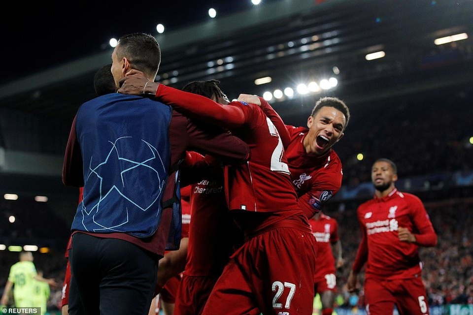 Những khoảnh khắc kinh điển trong ngày Liverpool “hủy diệt” Barcelona - 14 Những khoảnh khắc kinh điển trong ngày Liverpool “hủy diệt” Barcelona - 14