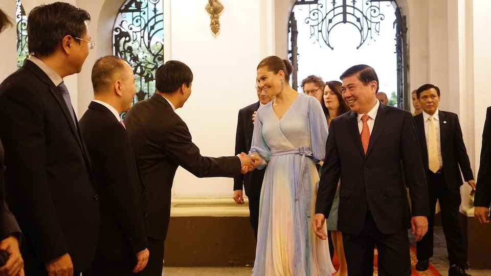 Công chúa Thụy Điển: Sẵn sàng hợp tác với TPHCM xử lý nước thải, rác thải - 2 Công chúa Thụy Điển: Sẵn sàng hợp tác với TPHCM xử lý nước thải, rác thải - 2
