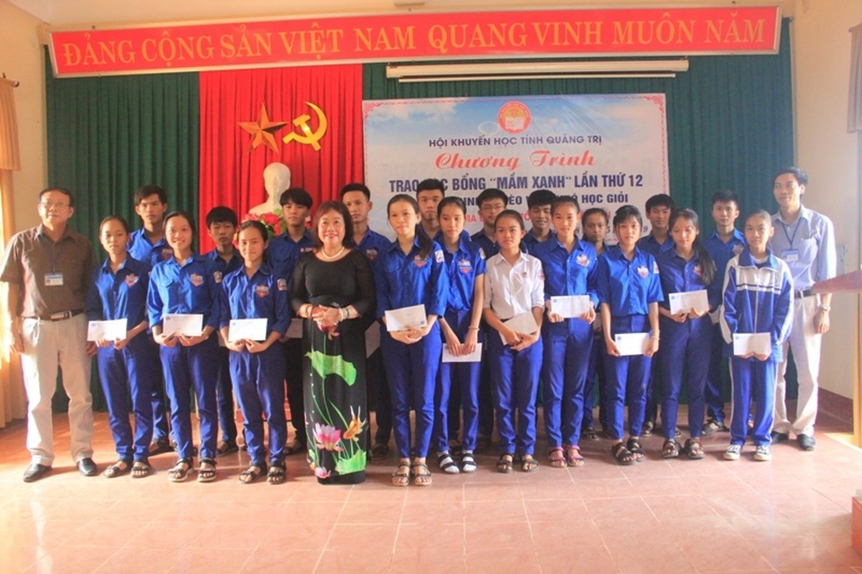 “Khuyến học, khuyến tài phải trở thành niềm tin, khát vọng của người dân” - 2 “Khuyến học, khuyến tài phải trở thành niềm tin, khát vọng của người dân” - 2