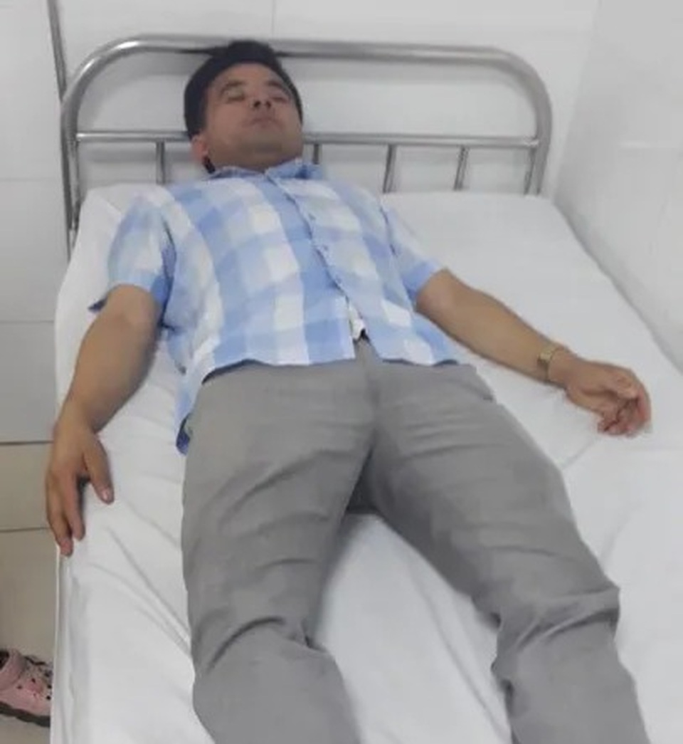 Làm rõ vụ thầy dạy lái xe bị đánh hội đồng vì chạm chỗ nhạy cảm của học viên nữ - 2 Làm rõ vụ thầy dạy lái xe bị đánh hội đồng vì chạm chỗ nhạy cảm của học viên nữ - 2