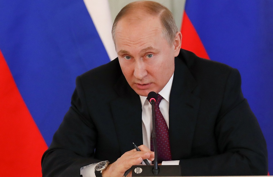 Ukraine không công nhận hộ chiếu Nga cấp cho người dân Donbass, Điện Kremlin phản pháo - 1 Ukraine không công nhận hộ chiếu Nga cấp cho người dân Donbass, Điện Kremlin phản pháo - 1