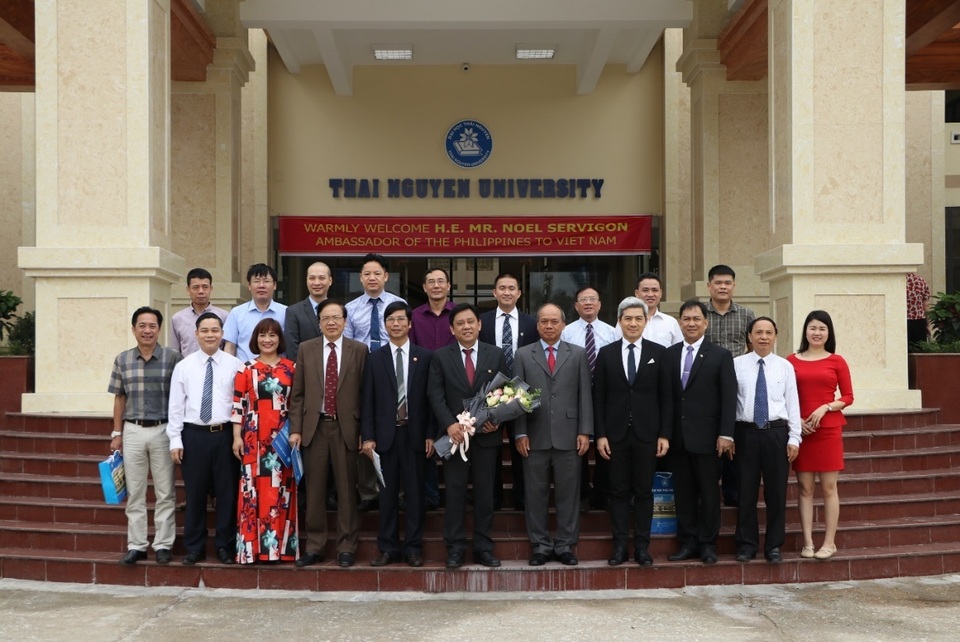 URC Việt Nam góp phần thúc đẩy mối quan hệ song phương Việt Nam – Philippines - 1 URC Việt Nam góp phần thúc đẩy mối quan hệ song phương Việt Nam – Philippines - 1