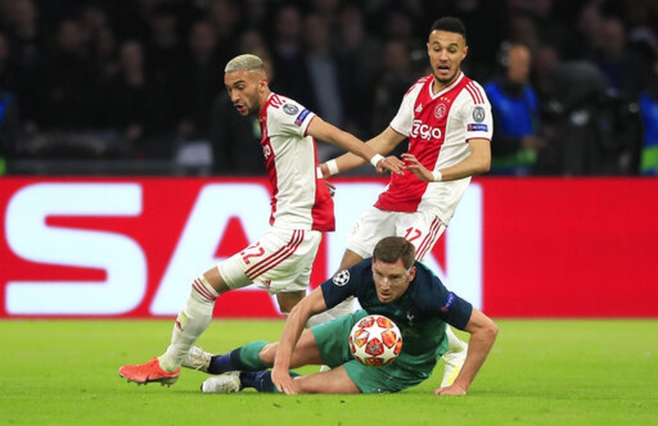 Nhìn lại màn ngược dòng ngoạn mục của Tottenham trước Ajax - 10 Nhìn lại màn ngược dòng ngoạn mục của Tottenham trước Ajax - 10
