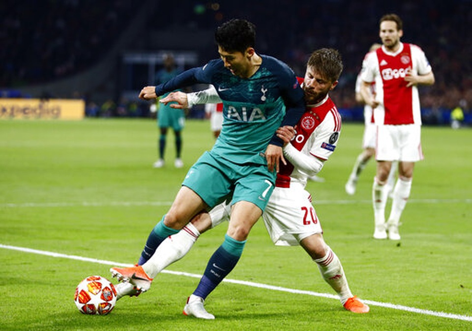 Ajax 2-3 Tottenham: Màn lội ngược dòng khó tin - 5 Ajax 2-3 Tottenham: Màn lội ngược dòng khó tin - 5