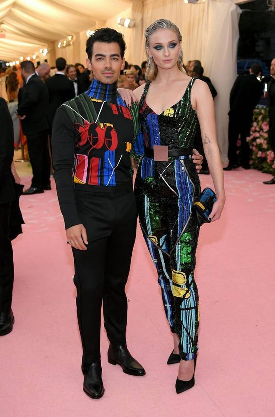 Những cặp đôi hoàn hảo trên thảm đỏ Met gala 2019 - 6 Những cặp đôi hoàn hảo trên thảm đỏ Met gala 2019 - 6