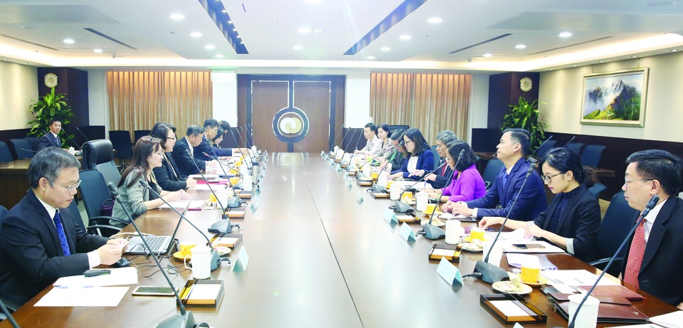 Hiệp hội Ngân hàng Việt Nam: Hành trình 25 năm đồng hành cùng ngành ngân hàng và các hội viên - 2 Hiệp hội Ngân hàng Việt Nam: Hành trình 25 năm đồng hành cùng ngành ngân hàng và các hội viên - 2