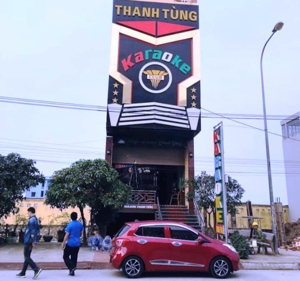 Say rượu, nam thanh niên đâm chết nhân viên quán karaoke - 1 Say rượu, nam thanh niên đâm chết nhân viên quán karaoke - 1