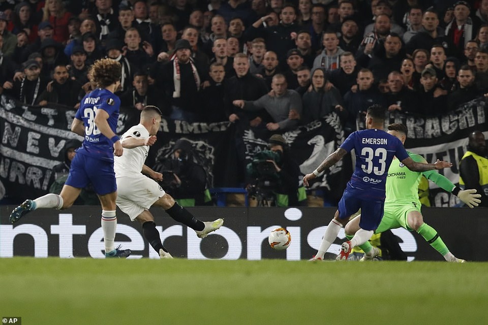 “Đấu súng” nghẹt thở, Chelsea vào chung kết Europa League - 6 “Đấu súng” nghẹt thở, Chelsea vào chung kết Europa League - 6