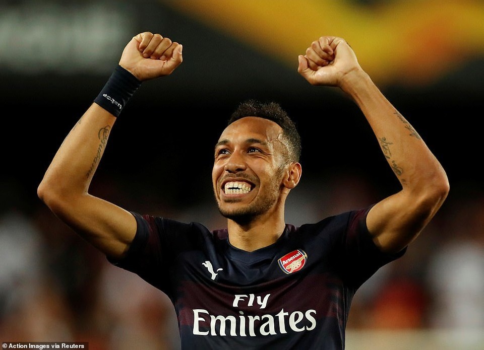Valencia 2-4 Arsenal: Cú hattrick của Aubameyang - 21 Valencia 2-4 Arsenal: Cú hattrick của Aubameyang - 21