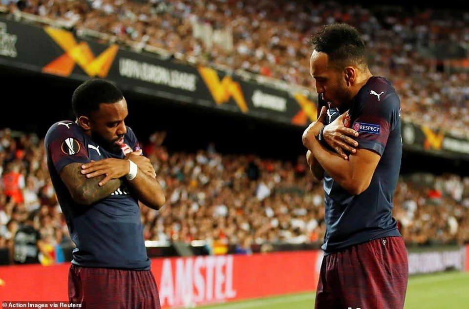 Valencia 2-4 Arsenal: Cú hattrick của Aubameyang - 5 Valencia 2-4 Arsenal: Cú hattrick của Aubameyang - 5