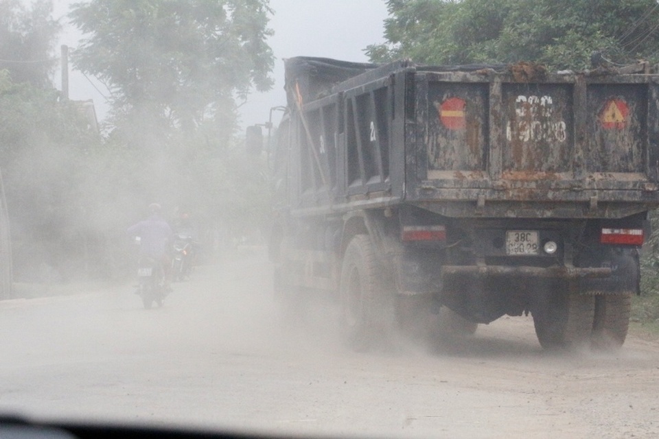 Doanh nghiệp “móc ngoặc” với nhau trục lợi hàng nghìn khối đất tại Hà Tĩnh - 5 Doanh nghiệp “móc ngoặc” với nhau trục lợi hàng nghìn khối đất tại Hà Tĩnh - 5