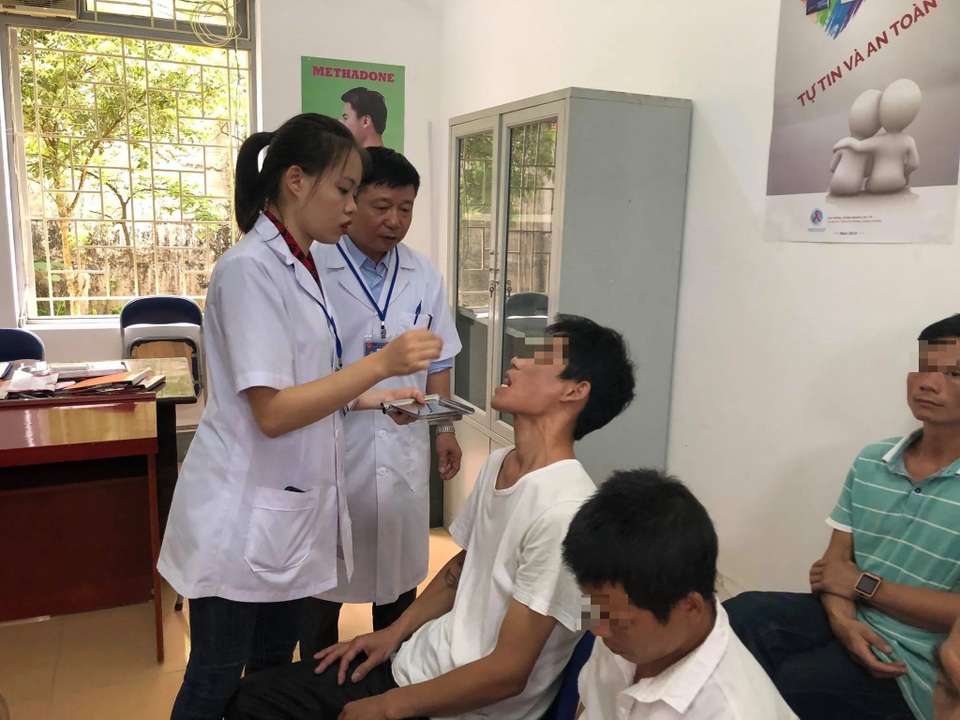 10 nghìn một ngày cai cơn nghiện vật vã của bệnh nhân nghiện ma tuý, heroin - 1 10 nghìn một ngày cai cơn nghiện vật vã của bệnh nhân nghiện ma tuý, heroin - 1