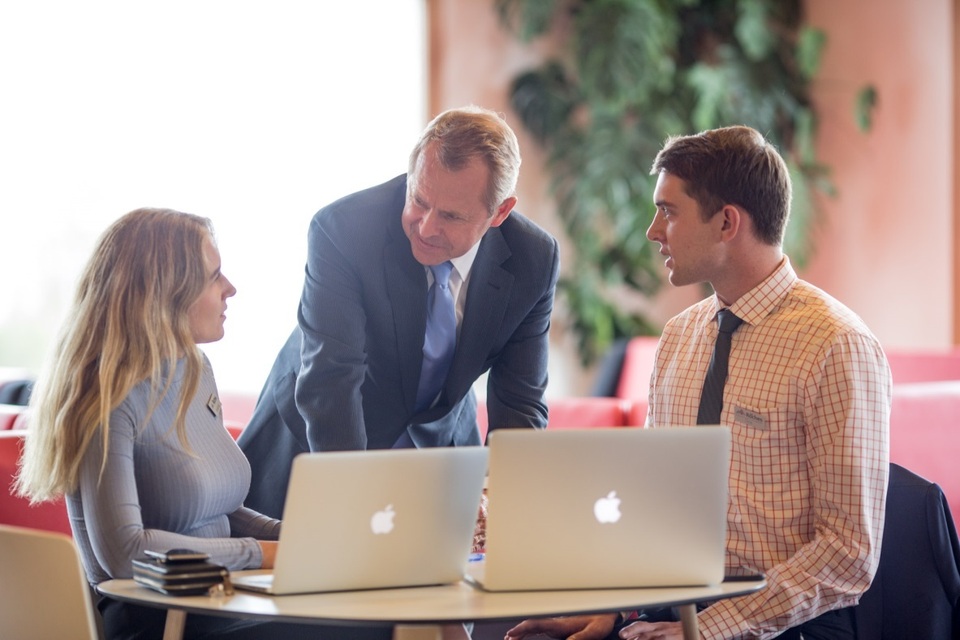 Hội thảo du học Triển vọng nghề nghiệp ngành Hospitality - 1 Hội thảo du học Triển vọng nghề nghiệp ngành Hospitality - 1