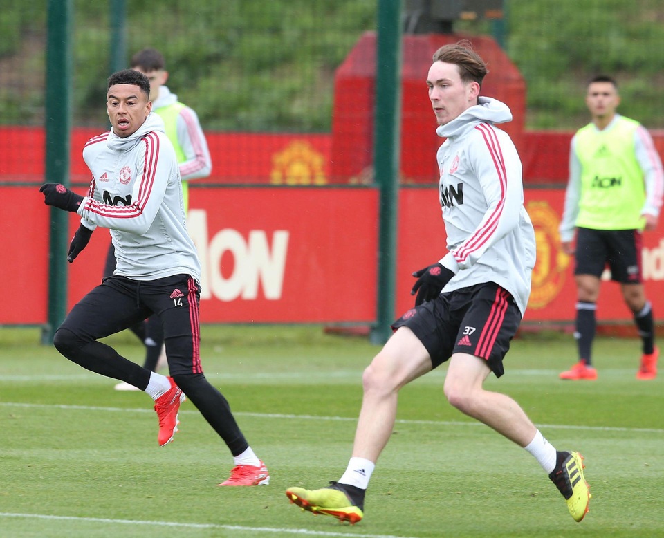 Man Utd sử dụng hàng loạt cầu thủ trẻ trước trận cuối mùa giải - 10 Man Utd sử dụng hàng loạt cầu thủ trẻ trước trận cuối mùa giải - 10