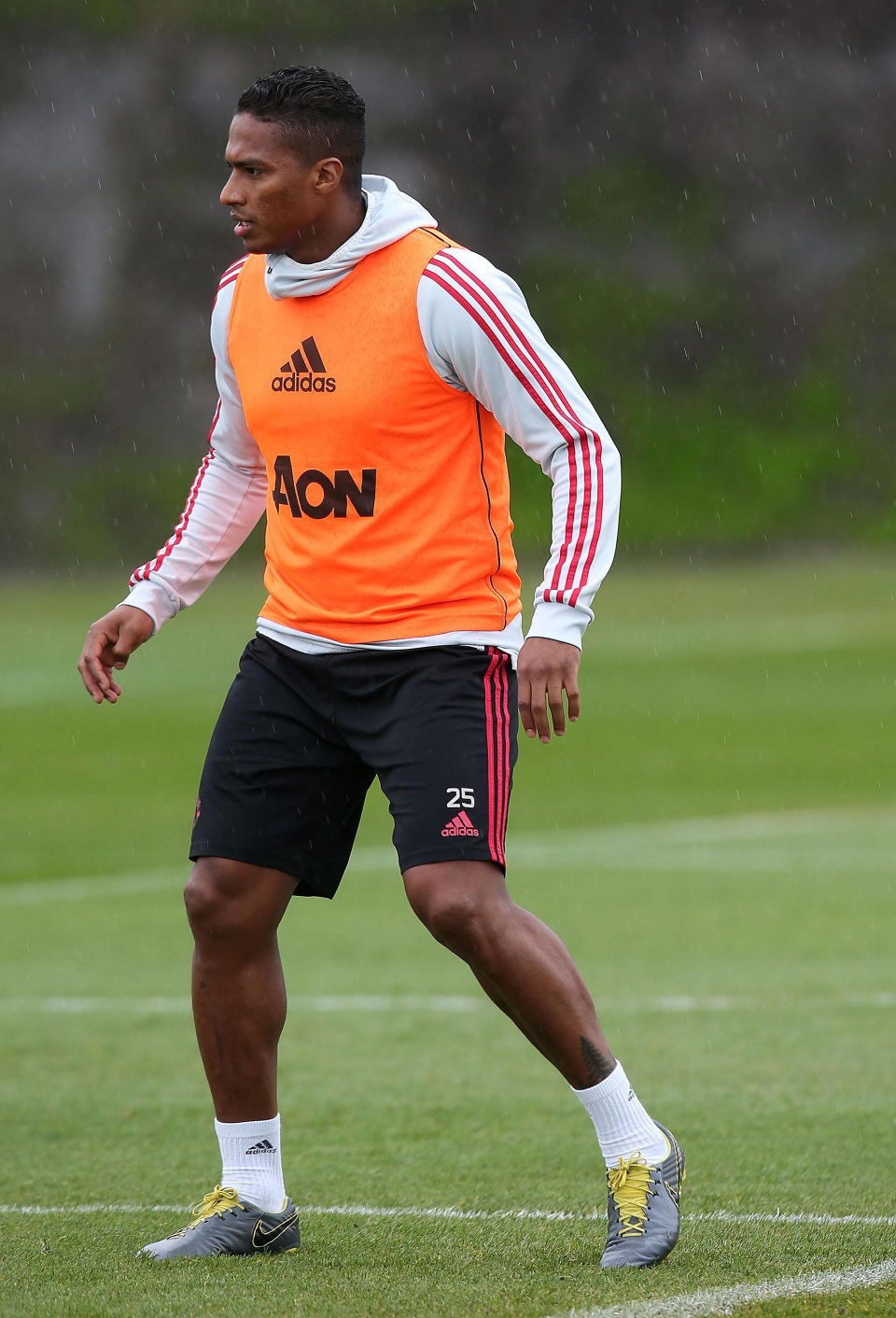 Man Utd sử dụng hàng loạt cầu thủ trẻ trước trận cuối mùa giải - 13 Man Utd sử dụng hàng loạt cầu thủ trẻ trước trận cuối mùa giải - 13