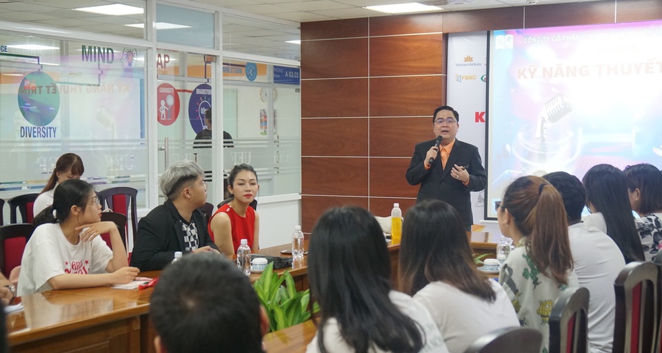 Gần 40 đề tài của sinh viên vào bán kết cuộc thi Ý tưởng kinh doanh - 1 Gần 40 đề tài của sinh viên vào bán kết cuộc thi Ý tưởng kinh doanh - 1