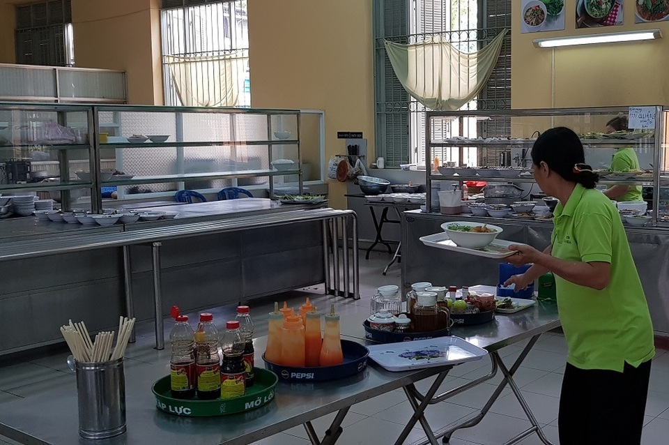 Suất ăn học đường năm nào cũng xảy ra ngộ độc tập thể - 2