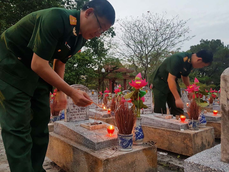 “Viết tiếp bản hùng ca Trường Sơn” - 2 “Viết tiếp bản hùng ca Trường Sơn” - 2