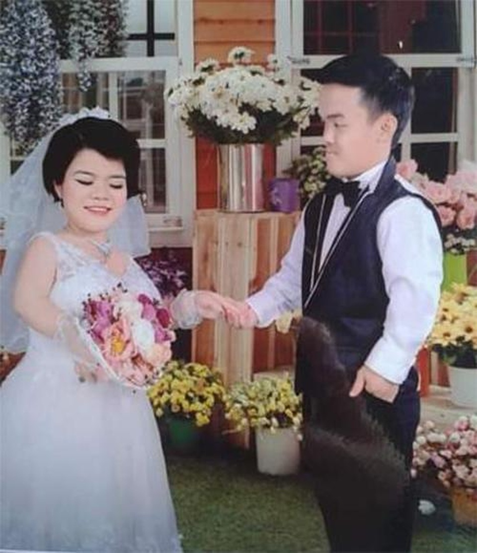 Cận cảnh cuộc sống của đôi vợ chồng tí hon, chỉ cao 1m giữa Hà Nội - 6 Cận cảnh cuộc sống của đôi vợ chồng tí hon, chỉ cao 1m giữa Hà Nội - 6