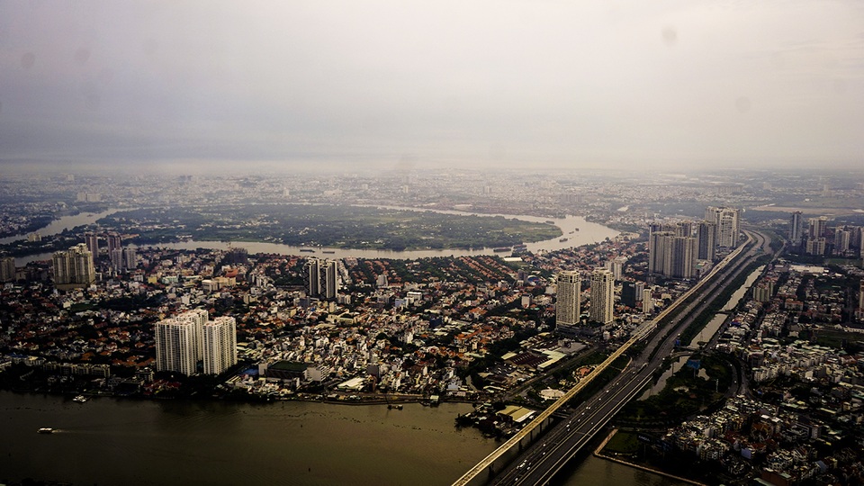 Ngắm gì trên đỉnh tòa nhà cao nhất Đông Nam Á?  - 10